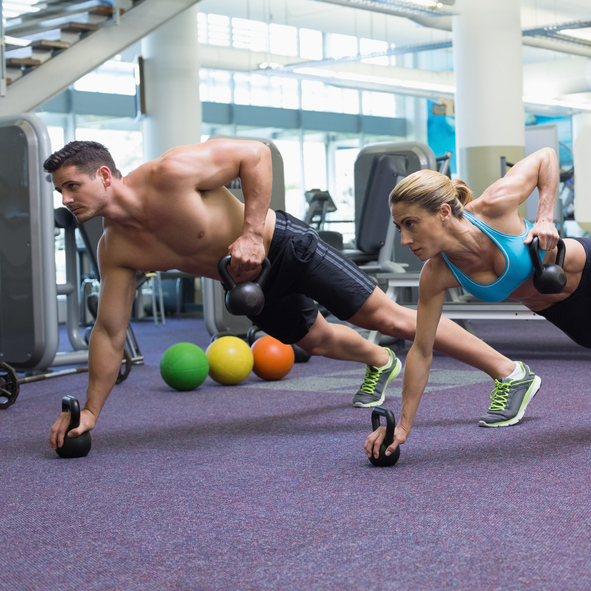 Ejercicios con kettlebells, descubre la última tendencia en fitness