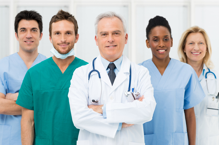 ¿Cómo debe ser un uniforme sanitario de calidad?