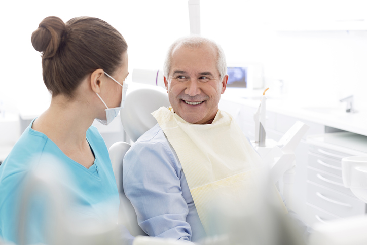 Los implantes dentales, un tratamiento seguro y efectivo